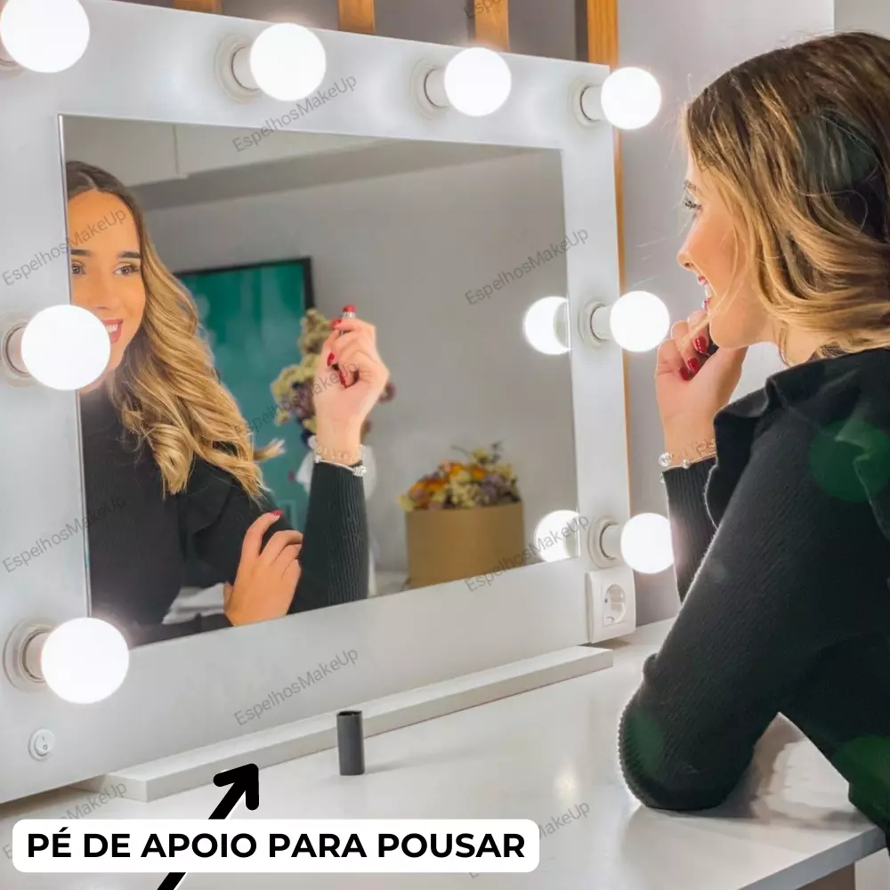 Espelho para Maquiagem 26x16cm em Mármore Branco Carrara Base 10x10cm